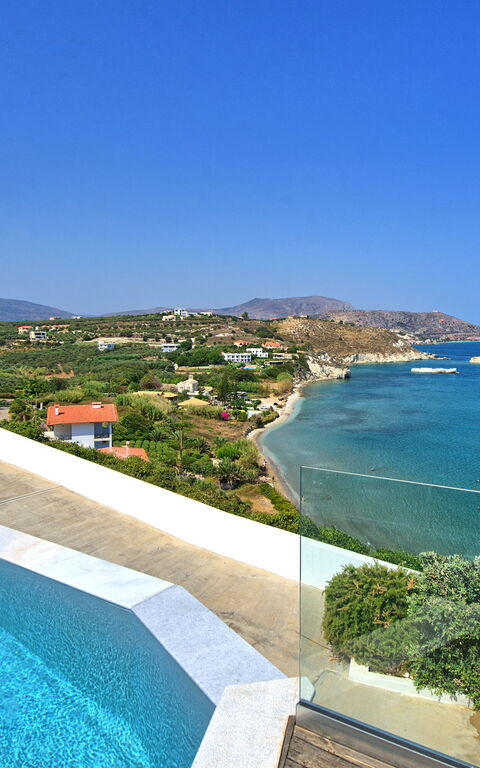 Villa Sapphire: slå samman, Utomhus, Visningar