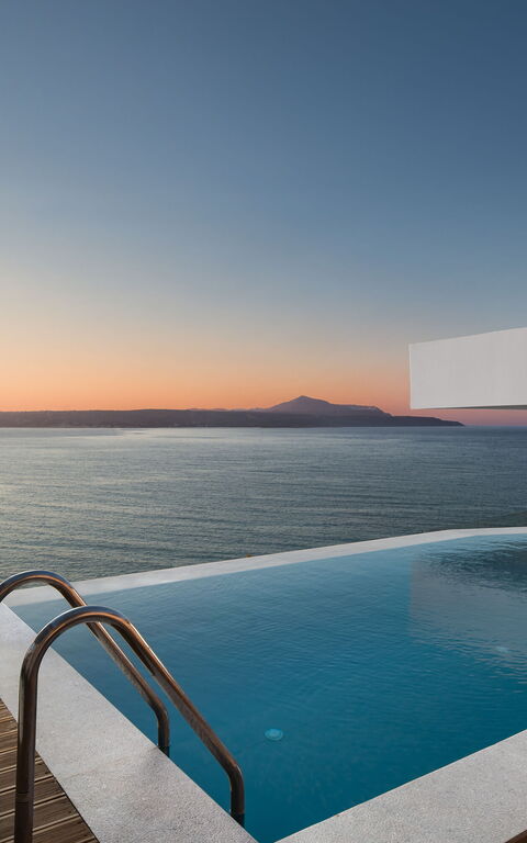 Villa Sapphire: slå samman, Utomhus, Visningar