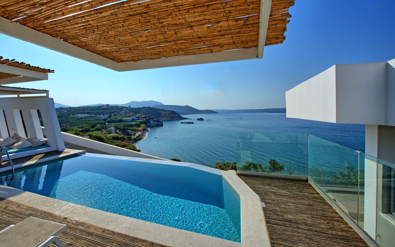 Villa Sapphire: slå samman, Utomhus, Visningar