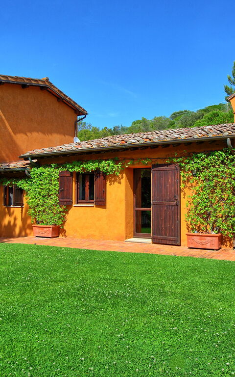 Casale Argentario: Trädgård, Utomhus