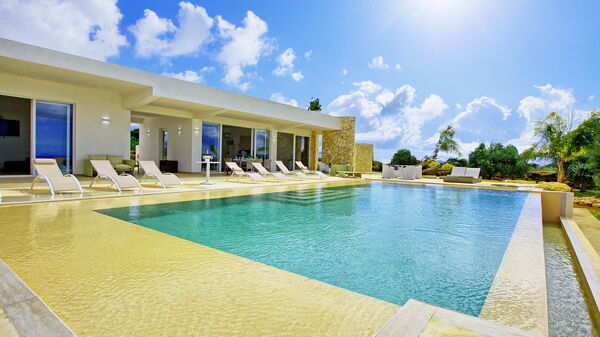 Villa Infinito: Exteriör, slå samman, Utomhus