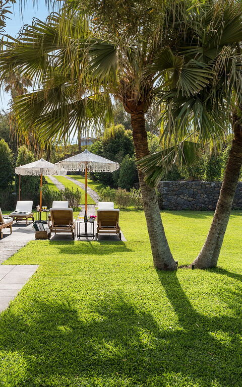 Villa Acqua Marina: Exteriör, Trädgård, Utomhus