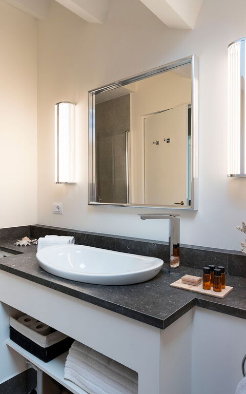 Villa Acqua Marina: Badrum