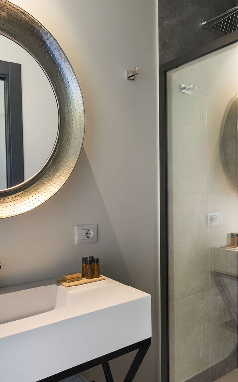 Villa Acqua Marina: Badrum