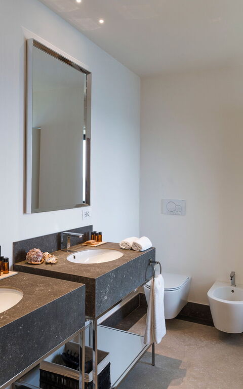 Villa Acqua Marina: Badrum