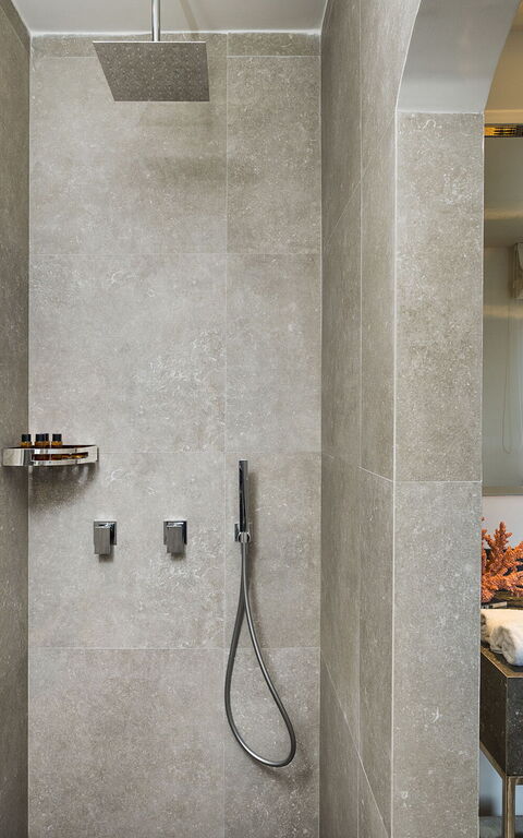 Villa Acqua Marina: Badrum