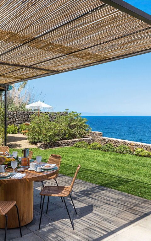 Villa Acqua Marina: Balkong / terrass / uteplats, Exteriör, Trädgård, Utomhus, Visningar