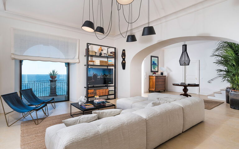 Villa Acqua Marina: Vardagsrum