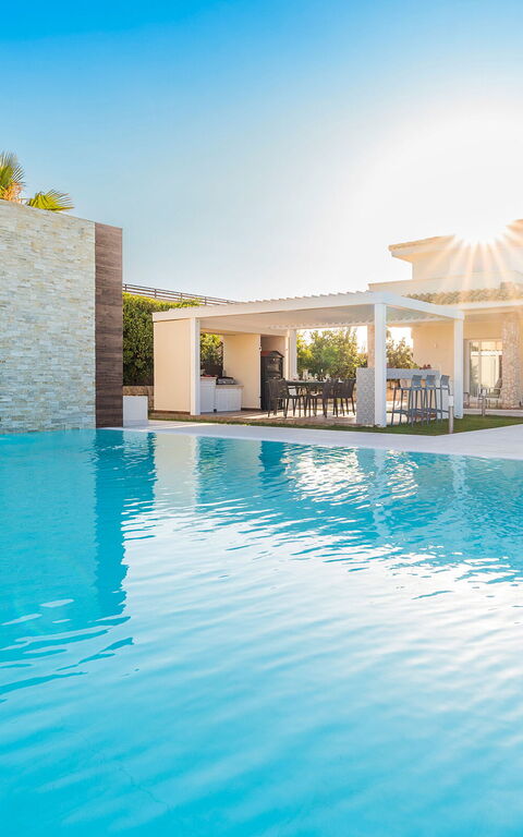 Villa Dilecta: Exteriör, slå samman, Utomhus