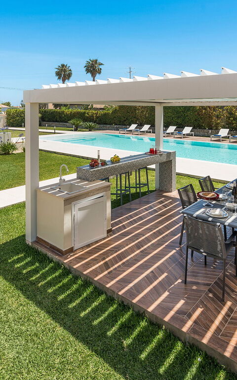 Villa Dilecta: Balkong / terrass / uteplats, Exteriör, slå samman, Trädgård, Utomhus