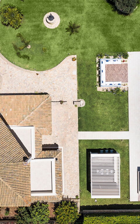 Villa Dilecta: slå samman, Visningar