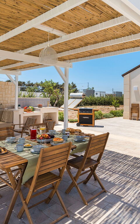 Villa Paolina: Exteriör, Utomhus