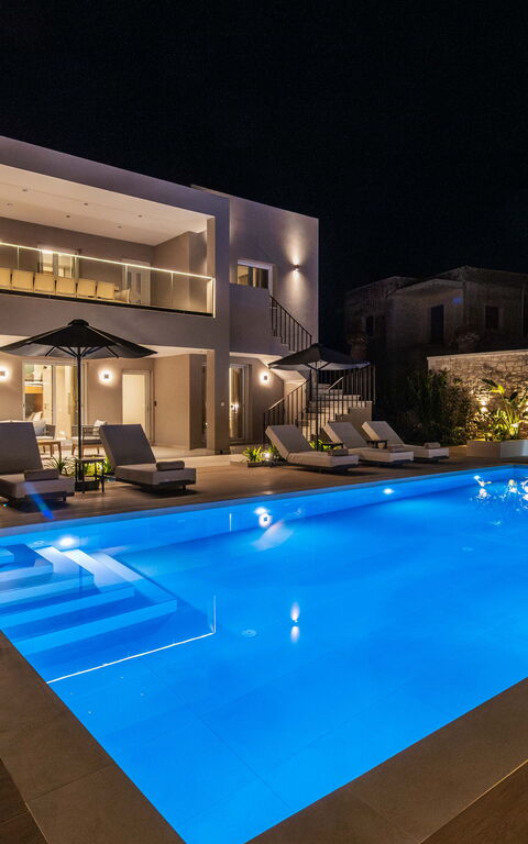 Villa Serenity: Exteriör, slå samman, Utomhus