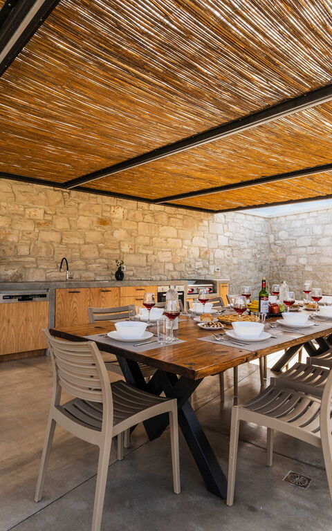 Villa Serenity: Balkong / terrass / uteplats, Utomhus