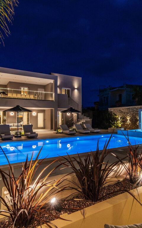 Villa Serenity: Exteriör, slå samman, Utomhus