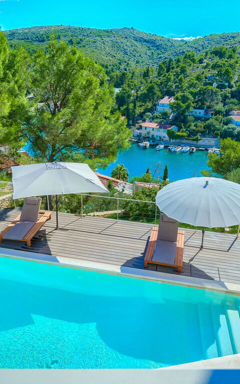 Villa Pine Haven: Exteriör, slå samman, Utomhus