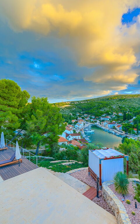 Villa Pine Haven: Exteriör, slå samman, Utomhus