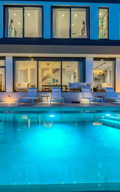 Villa Allina: Exteriör, slå samman, Utomhus