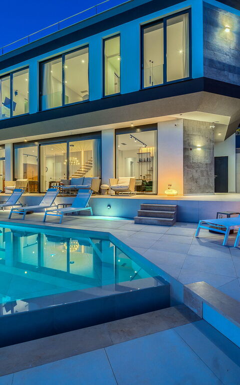 Villa Allina: Exteriör, slå samman, Utomhus