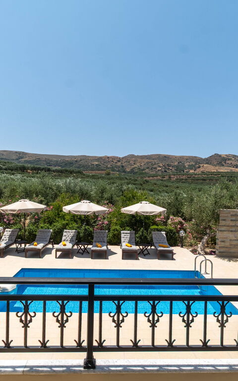 Villa Aetheria: Exteriör, slå samman, Utomhus