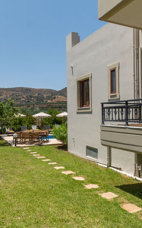 Villa Aetheria: Exteriör, Trädgård, Utomhus