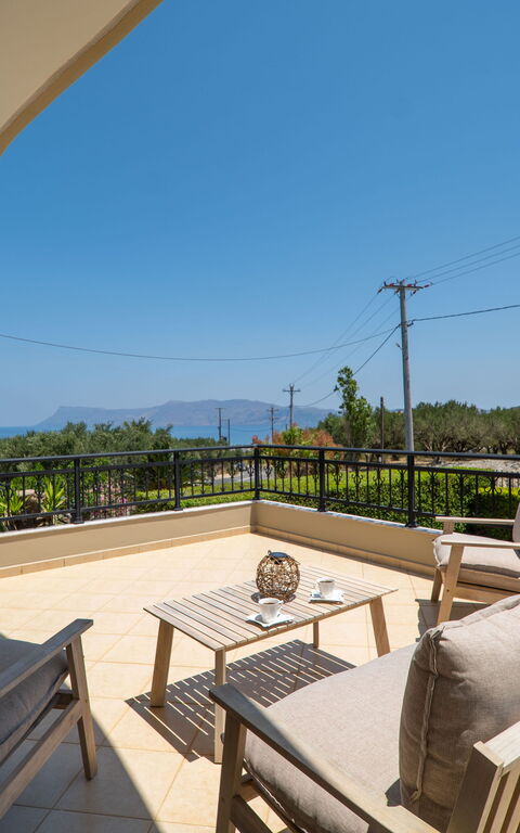 Villa Aetheria: Exteriör, Utomhus