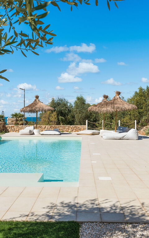 Villa Castalia: Exteriör, slå samman, Utomhus, Visningar