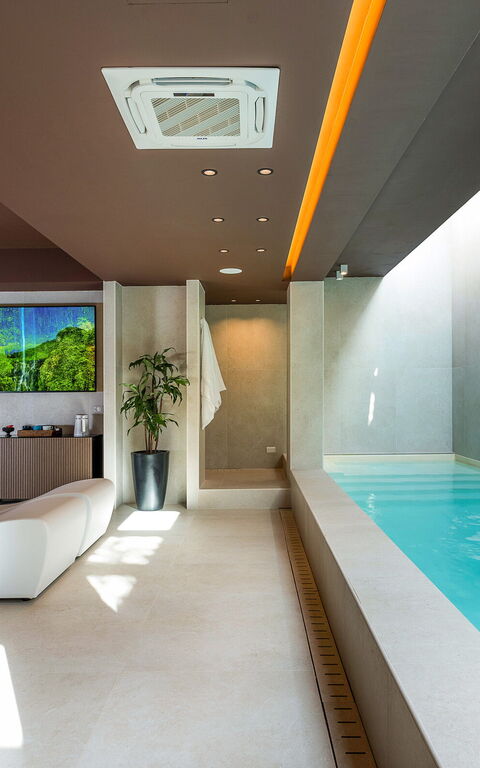 Villa Castalia: badkar, slå samman, Välfärd