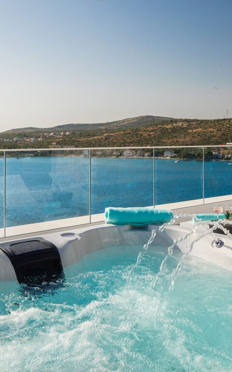 Villa Olive Vista 2: badkar, Exteriör, Utomhus, Visningar