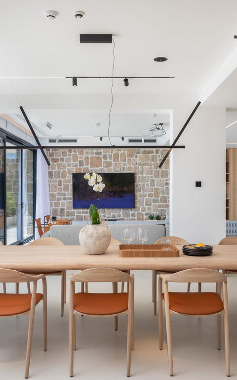 Villa Olive Vista 2: Lunchrum