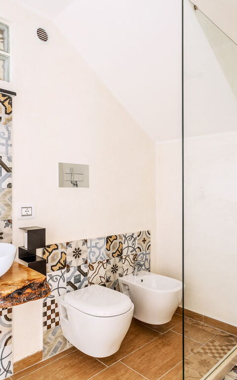 Villa Erakle: Badrum