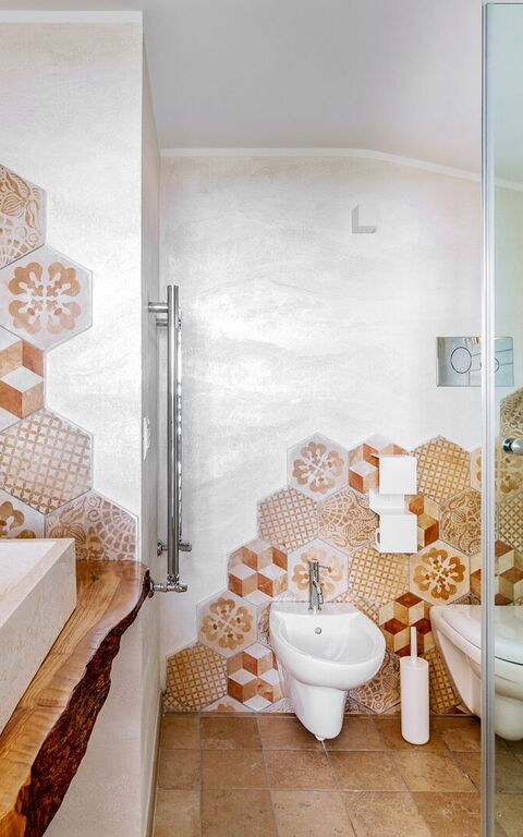 Villa Erakle: Badrum