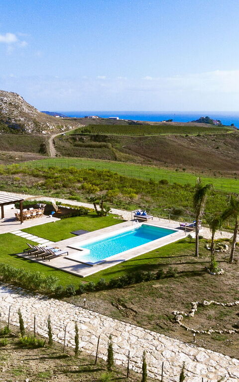 Villa Erakle: slå samman, Trädgård, Visningar