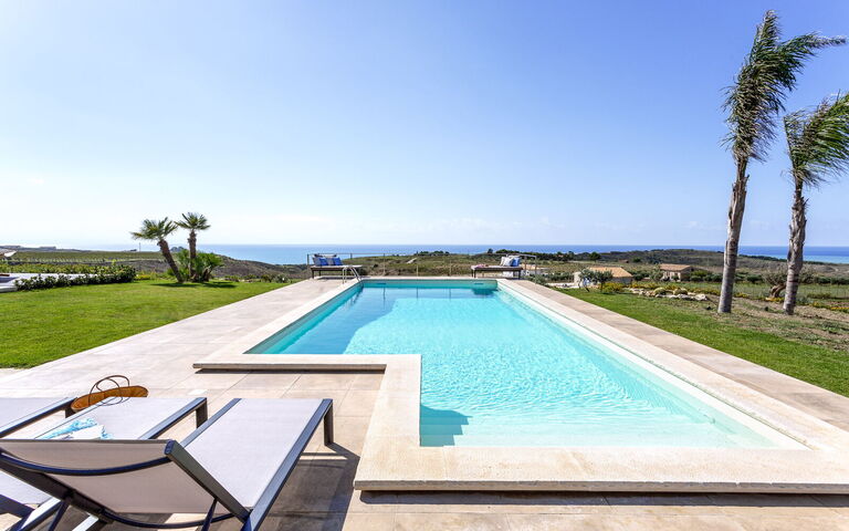 Villa Erakle: Exteriör, slå samman, Trädgård, Utomhus, Visningar