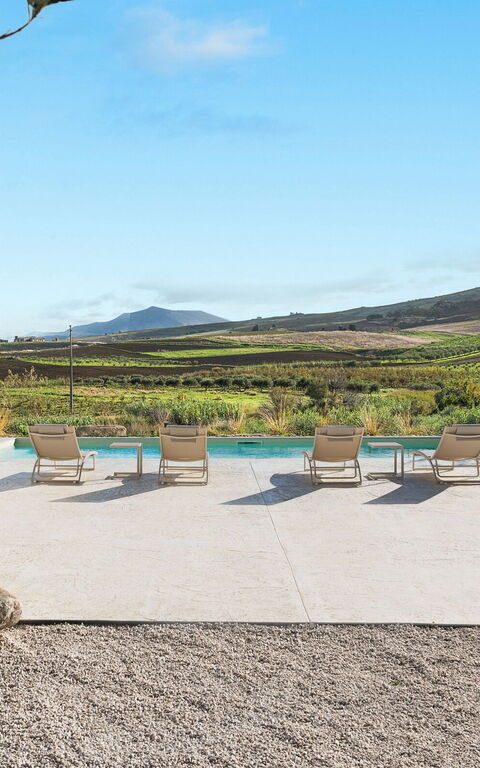 Villa Sike: Exteriör, slå samman, Utomhus, Visningar