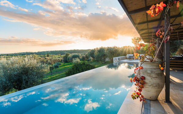 Villa Zigulotto: Exteriör, slå samman, Utomhus, Visningar