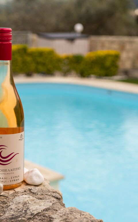 Villa Faye: slå samman, Sommar, Utomhus, Vår