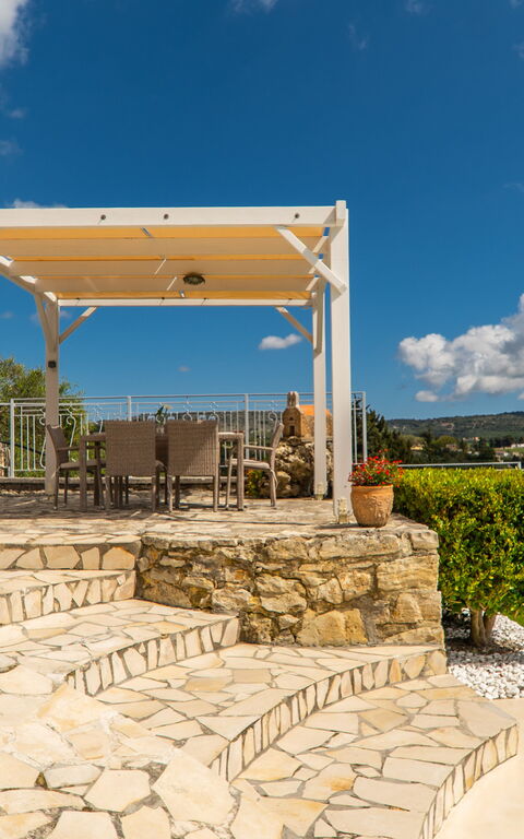 Villa Faye: Balkong / terrass / uteplats, Sommar, Trädgård, Utomhus, Vår