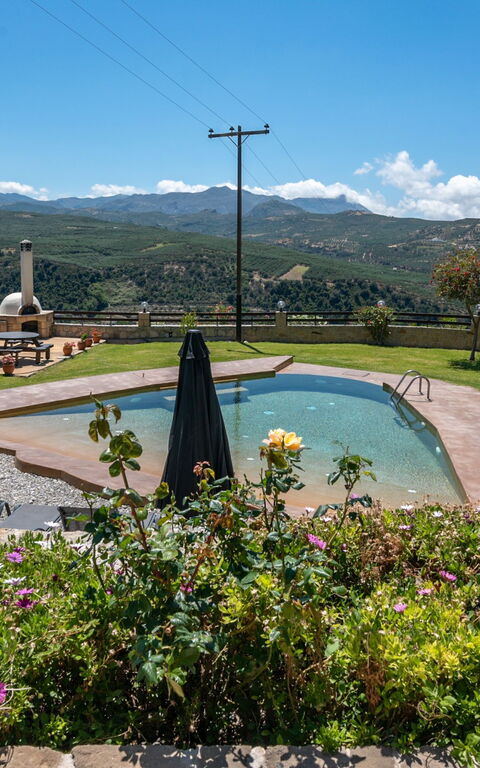 Villa Dimmare: Exteriör, slå samman, Trädgård, Utomhus, Visningar