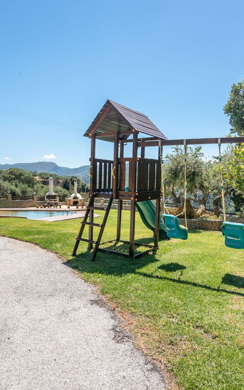 Villa Dimmare: Exteriör, Trädgård, Utomhus