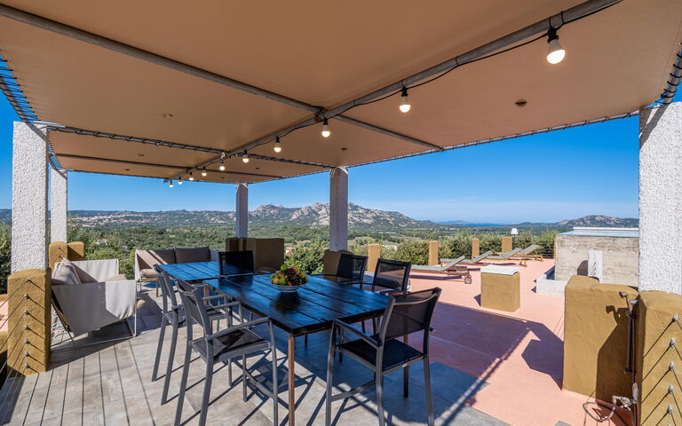 Villa Sole Tra i Ginepri: Balkong / terrass / uteplats, Exteriör, Utomhus, Visningar