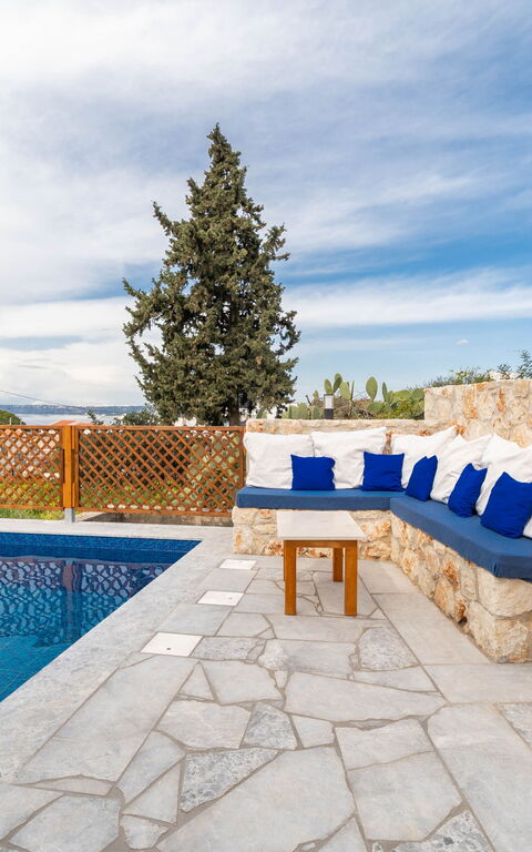 Villa Blini: Exteriör, slå samman, Utomhus