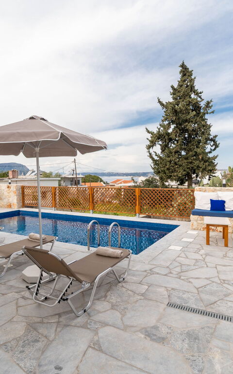 Villa Blini: Exteriör, slå samman, Utomhus