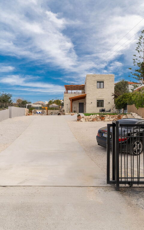 Villa Blini: Exteriör, Huvudentré, Utomhus