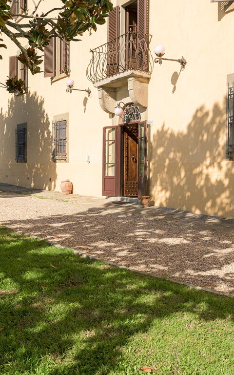 Villa Laparelli Pitti: Exteriör, Trädgård, Utomhus