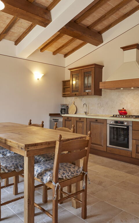 Villa Vigneto: Kök, Lunchrum