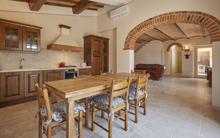 Villa Vigneto: Kök, Lunchrum