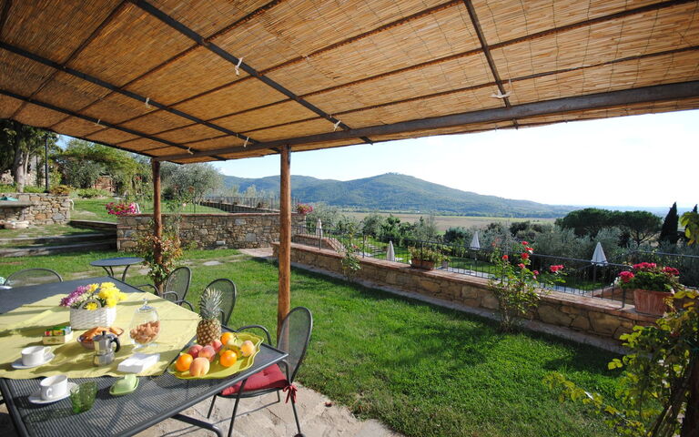 Villa Le Corchie: Exteriör, Trädgård, Utomhus