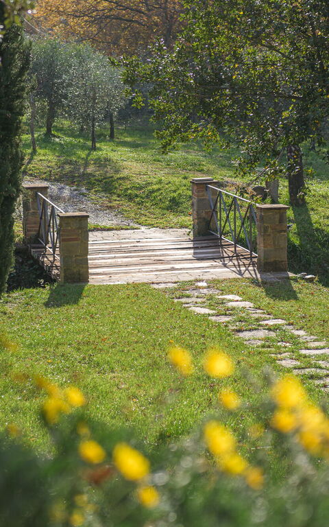 Casale Montanare: Exteriör, Trädgård, Utomhus