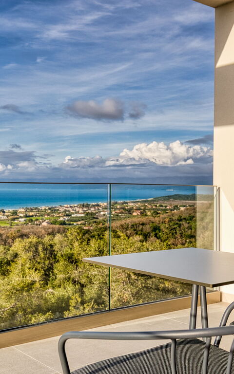 Villa Dominante: Balkong / terrass / uteplats, Exteriör, Utomhus, Visningar